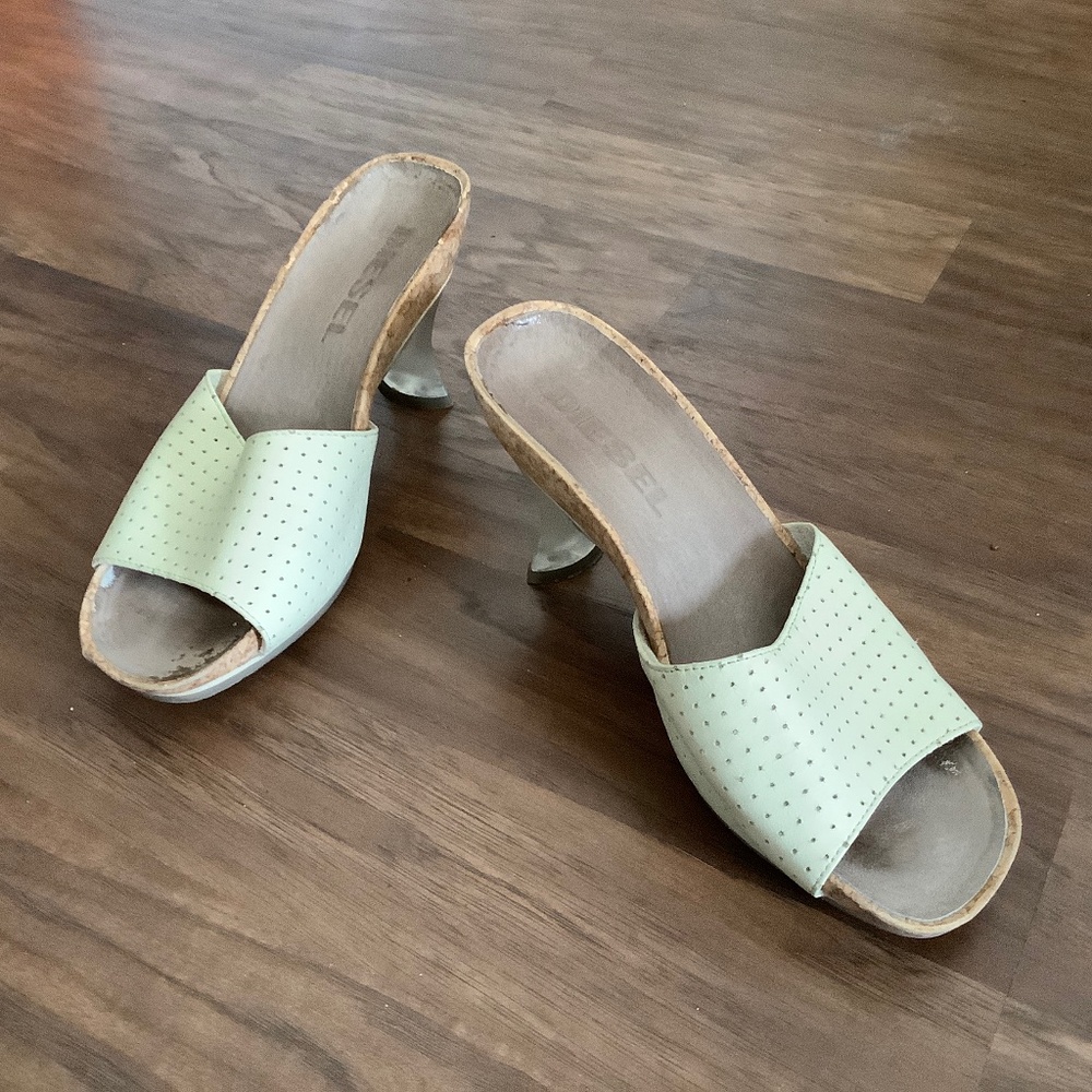 NWT Diesel beige high heel slip-no’s